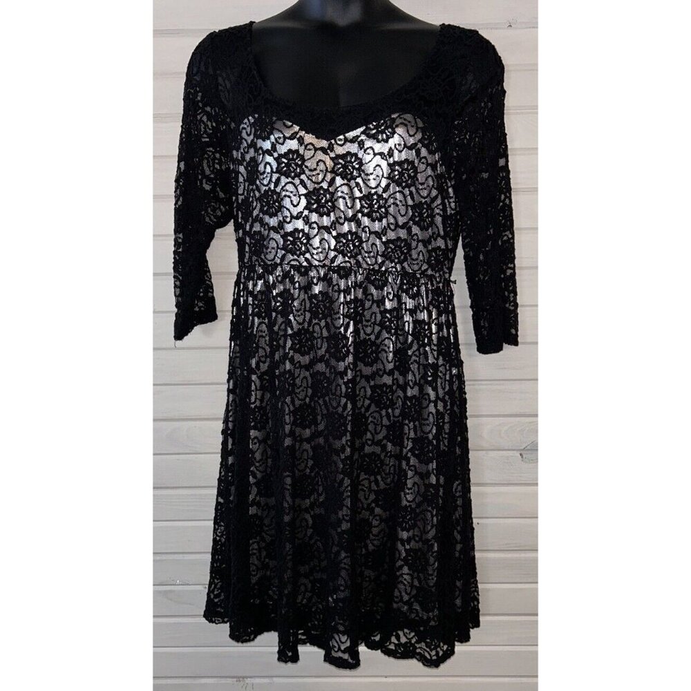 Torrid Sz PLUS 1 1X Metallic Illusion Lace Skater Dress Black Silver Lining EUC